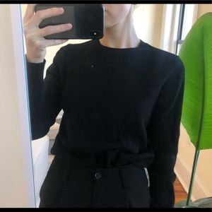 Black cashmere sweater small